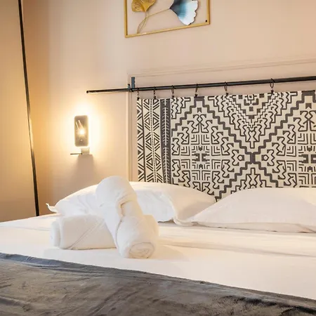Adira Marseille Panier 2 Etoiles Apartment Exterior photo