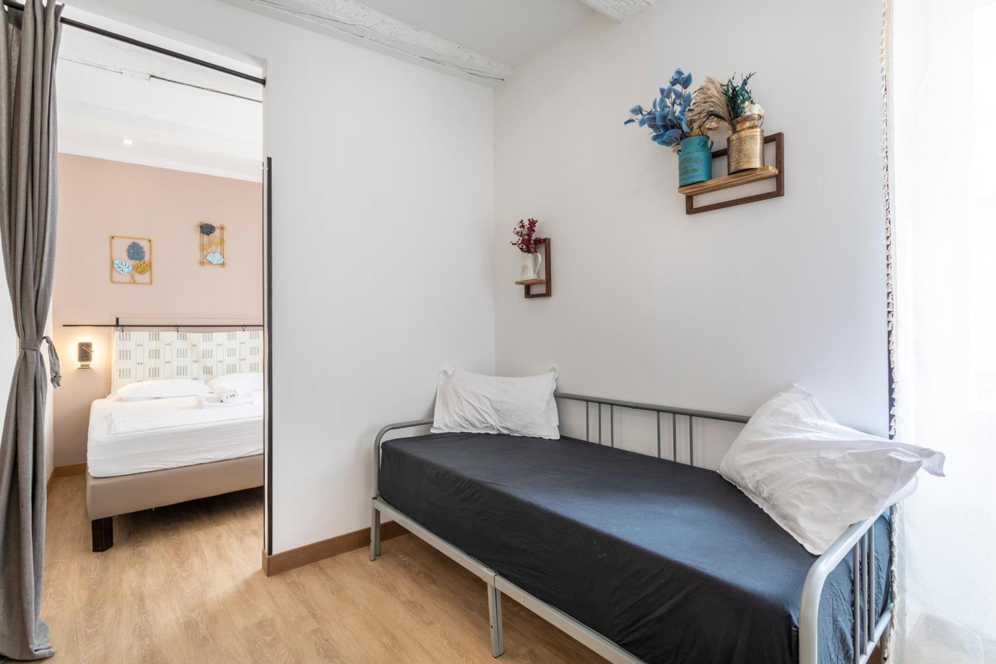 Apartment Adira Panier 2 Etoiles