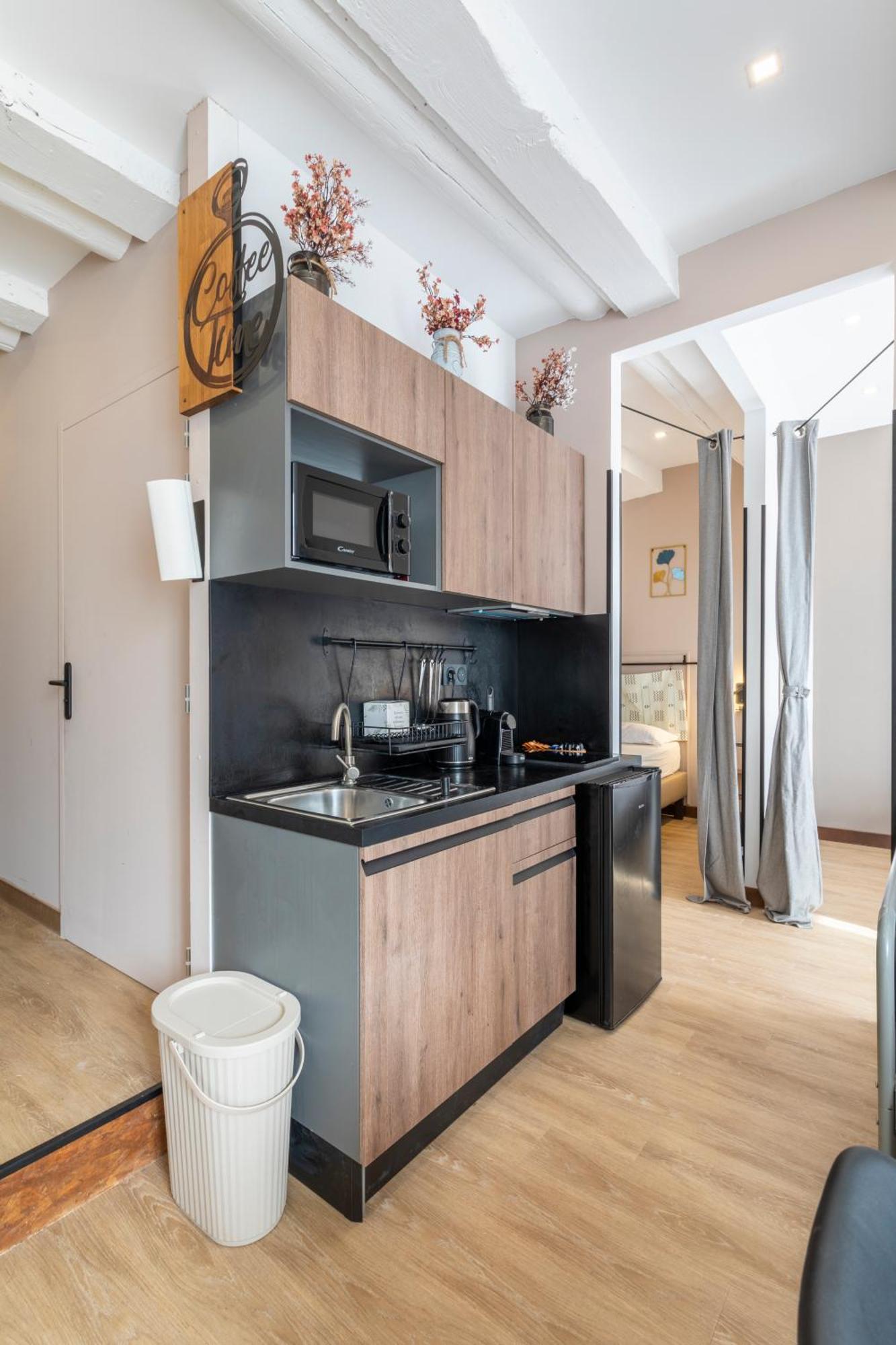 Adira Panier 2 Etoiles Marseilles